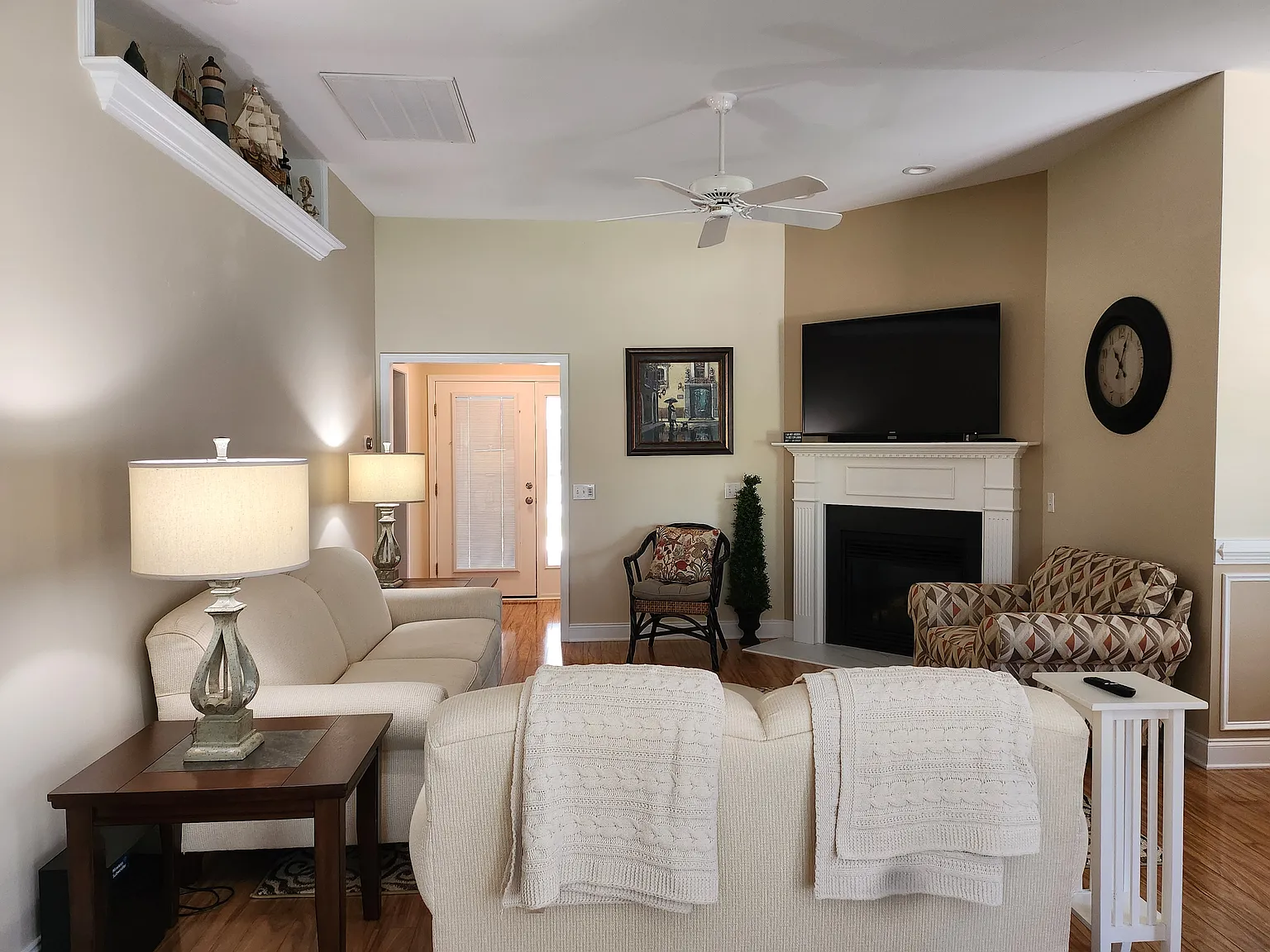 3 bed, 1501 sqft, $2,500 — Photo 4