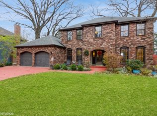 5589 Cascade Dr, Lisle, IL 60532