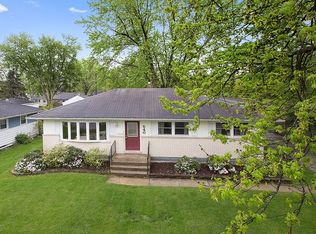 540 Gordon Dr, Crete, IL 60417