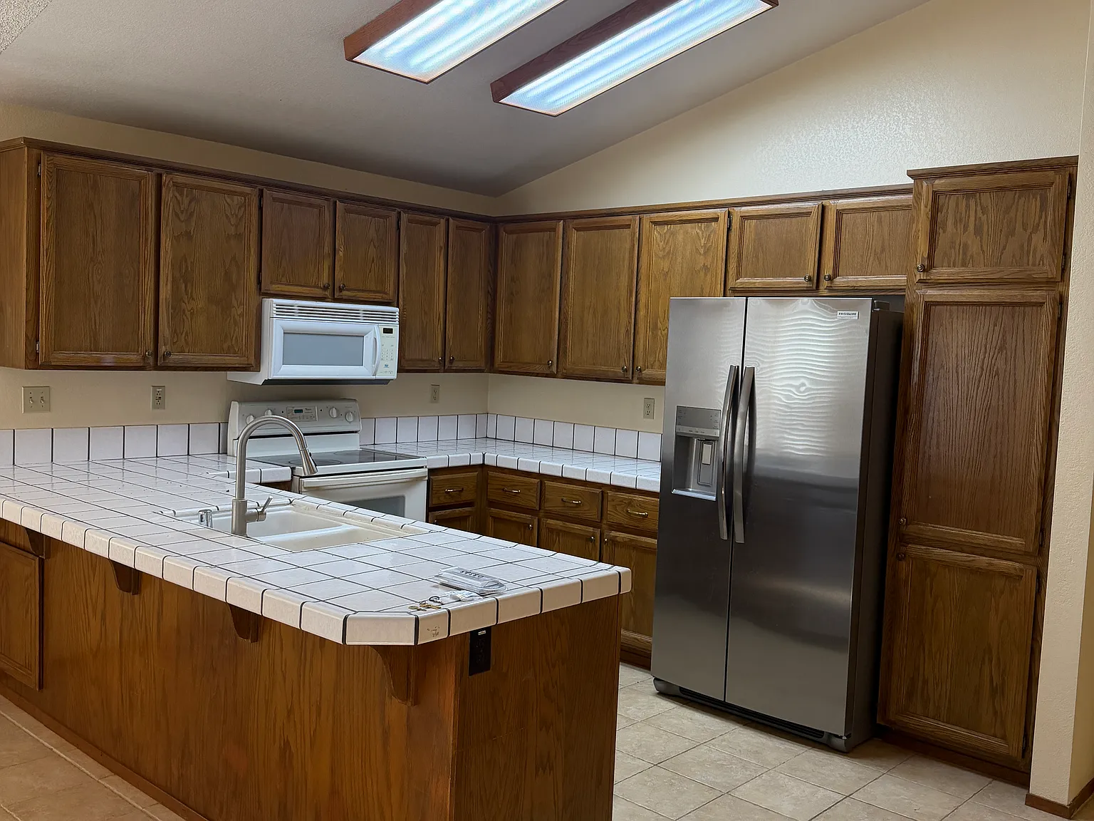 4 bed, 1792 sqft, $2,900 — Photo 4
