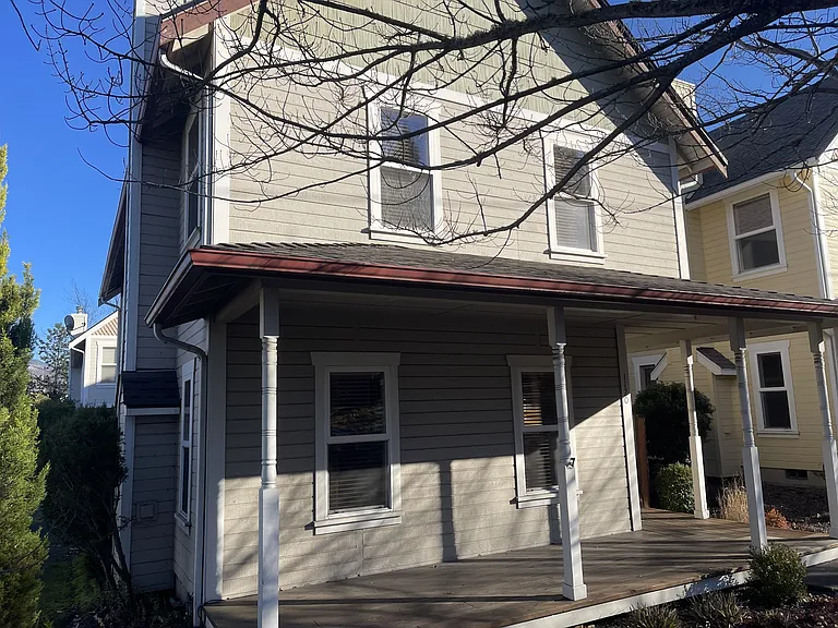 1120 Tolman Creek Rd #SF — Photo 11