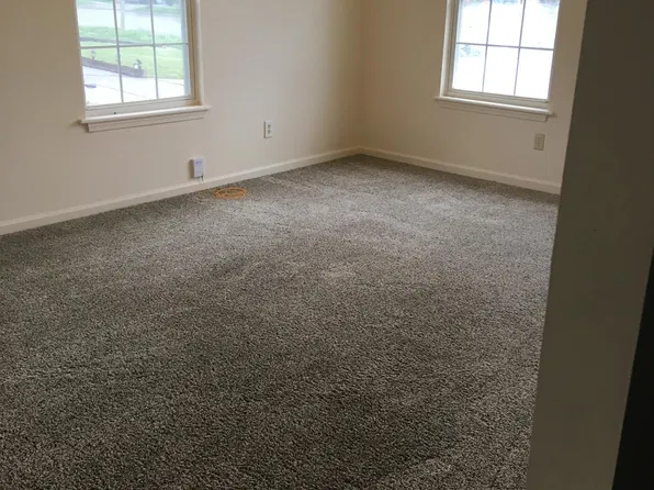 2181 Santa Anita Dr, Lexington, KY 40516