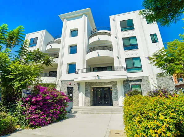 1832 S Barrington Ave #303, Los Angeles, CA 90025