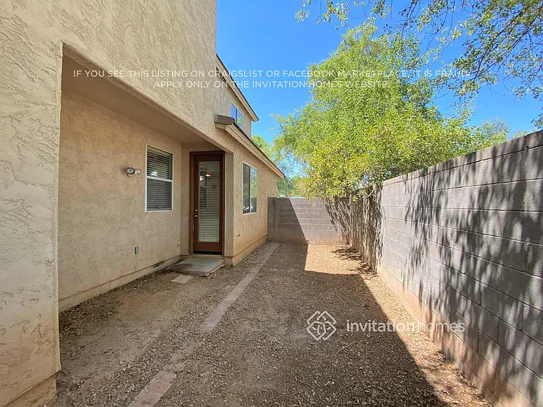 117 N 65th Ln — Photo 13