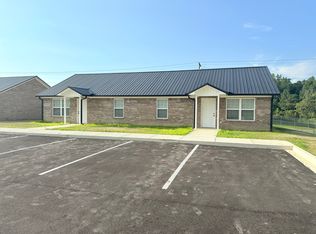 103 Finch Ave #B, Albertville, AL 35951