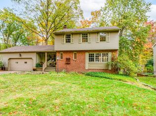 231 Chapel Ln, Canfield, OH
