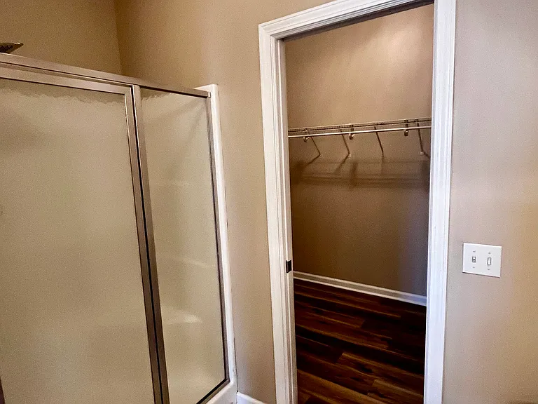 103 Whitney Ave — Photo 18