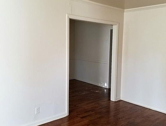 4th image of 719 S Yale Ave