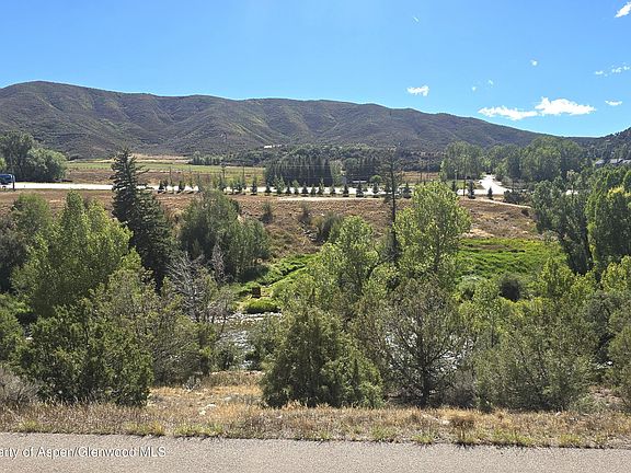3rd image of 30603 State Highway 82