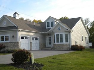 2031 S Bailiwick Ln, Lakeside Marblehead, OH 43440