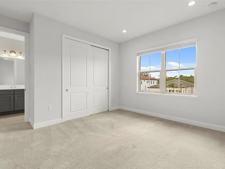 10511 Royal Cypress Way — Photo 21
