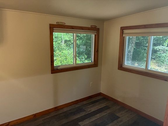 4th image of 12 Summit Rd
