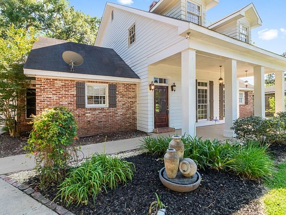 3rd image of 506 Presbytere Pkwy