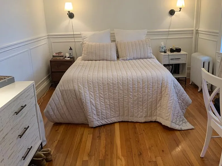 260 Kelton St #8 — Photo 3