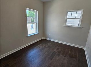 2591 Ocean Walk Dr NW, Atlanta, GA 30318