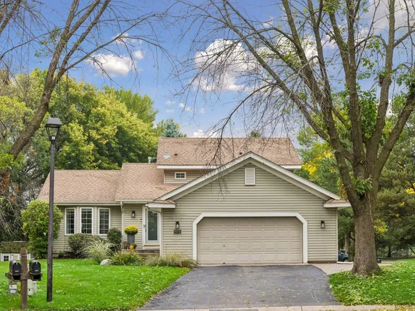 8340 Grace Ct, Victoria, MN 55386