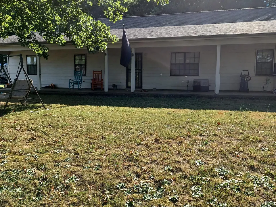 280 Leonard Ln