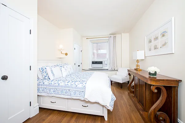 Sold by Douglas Elliman | media 7