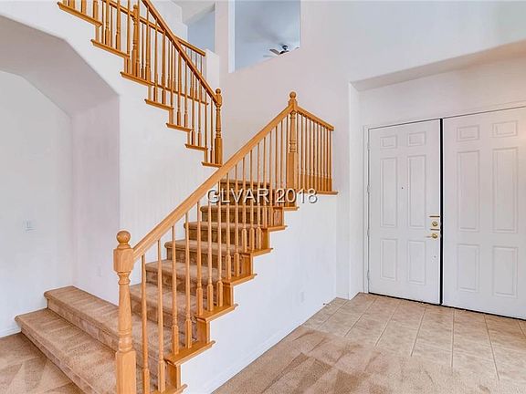 3rd image of 6557 Black Oaks St
