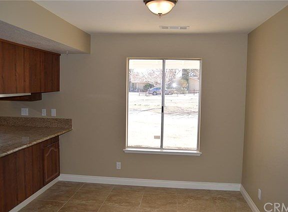 5th image of 17778 Sultana St