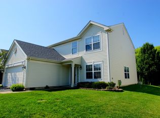 222 Jasmine Cir, Lindenhurst, IL 60046