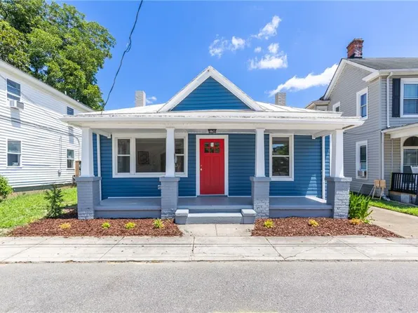 146 Pine St, Suffolk, VA 23434