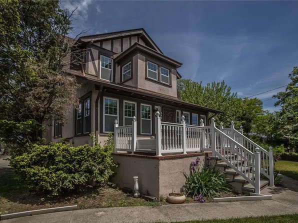 598 Bayview Avenue, Inwood, NY 11096