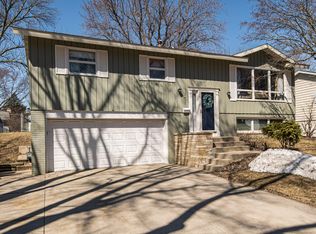 2417 5th Ave NW, Rochester, MN 55901