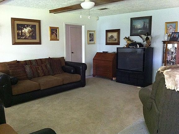 4th image of 509 Temperance Ln