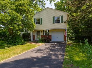 28 Lori St, Poughkeepsie, NY 12603