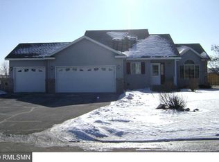 1292 Fieldstone Dr, Sauk Rapids, MN 56379