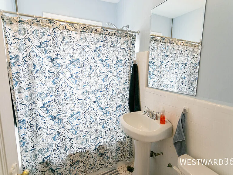 1620 W Farwell Ave #2A — Photo 7