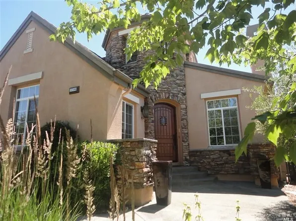 3706 Crown Hill Dr, Santa Rosa, CA 95404