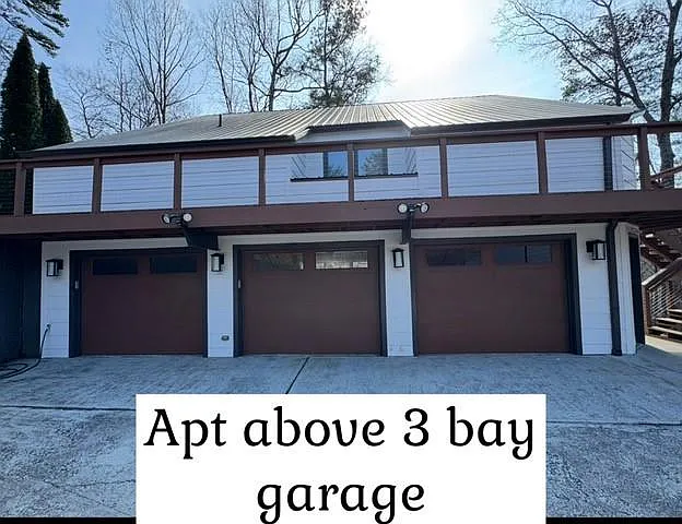 1685 Chevron Way — Photo 10