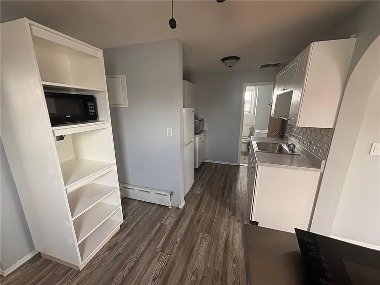 146-42 15th Ave #2 — Photo 2