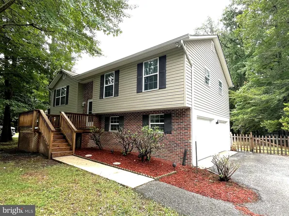 11553 Deadwood Dr, Lusby, MD 20657