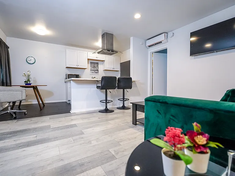 240 3rd Ave #7 — Photo 9