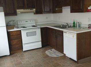 578 Seville Cir, Hurricane, WV 25526