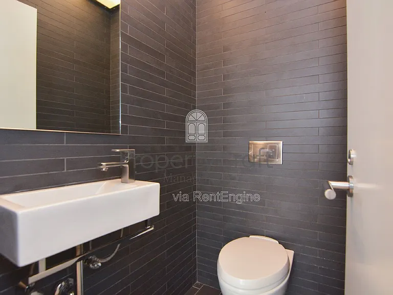 8 Lagrange St #3 — Photo 10