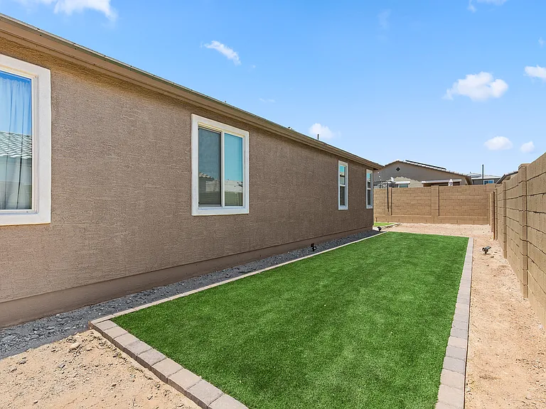 17770 W Running Deer Trl — Photo 29