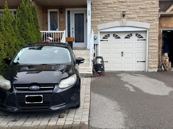 147 Foxchase Ave W, Vaughan, ON L4L 9H3