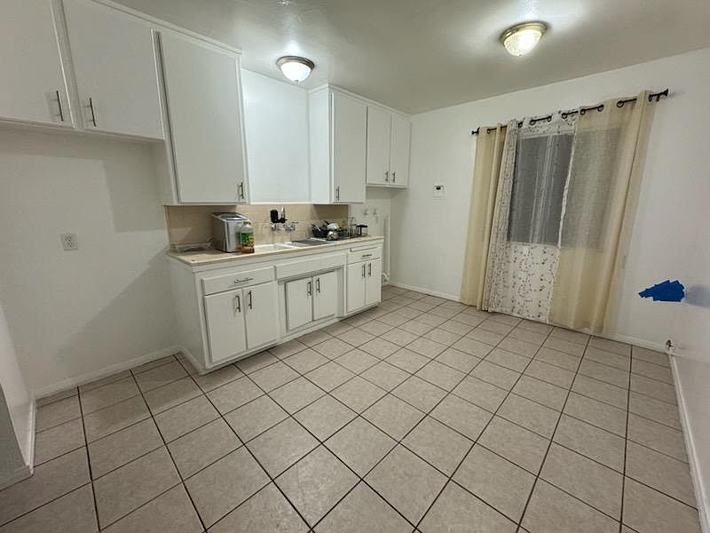 2nd image of 12448 Dunrobin Ave APT C