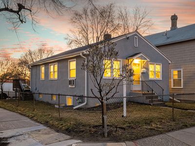 800 Main St NE, Minneapolis, MN, 55413