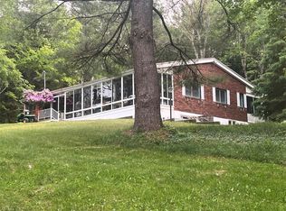 1952 Glenwood Rd, Vestal, NY