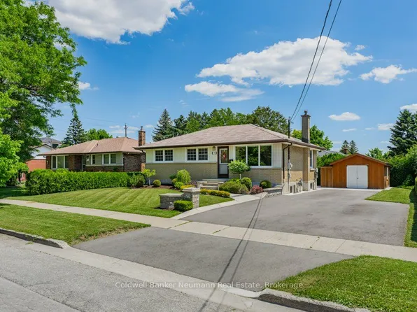 29 Delmar Blvd, Guelph, ON N1E 2K9
