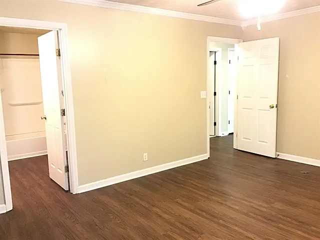809 Briargrove Dr — Photo 11