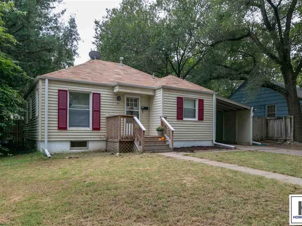 807 W 4th St, Junction City, KS 66441