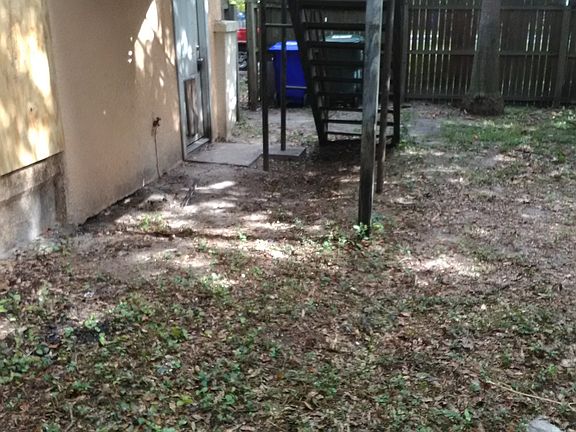 3rd image of 1120 Olive St