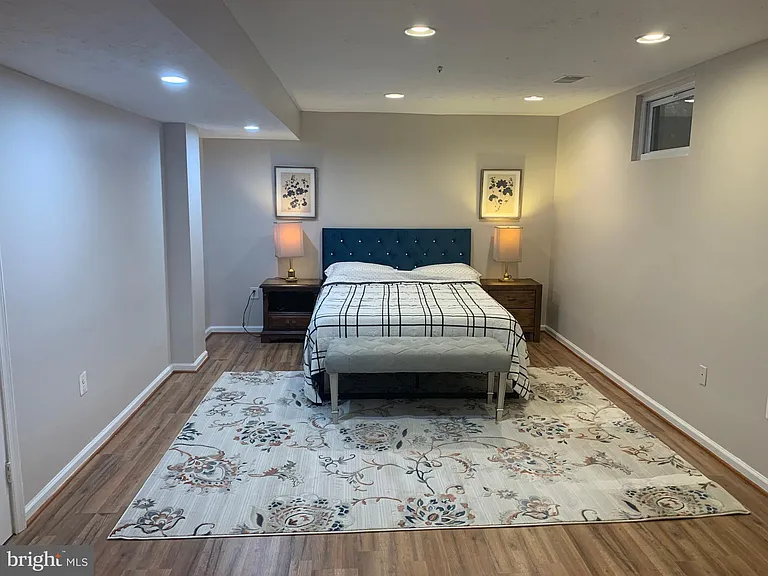 2104 Sayan Ct — Photo 23