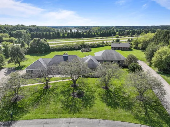 N2195 Beech BOULEVARD, Lake Geneva, WI 53147